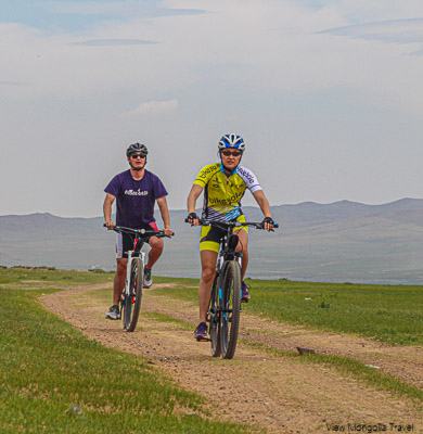 Mongolia cycling tour